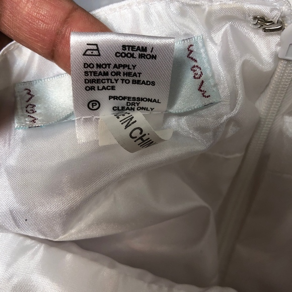 Juliet White Junior Dress - Picture 6 of 7